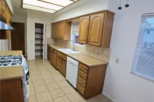 35617 Panorama Dr, Yucaipa, CA 92399 - Photo 2