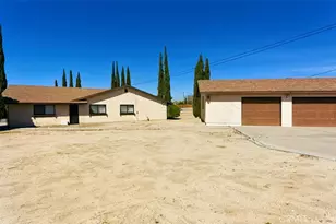 15490 Mondamon, Apple Valley, CA 92307 - Photo 2