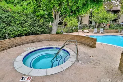 21931 Burbank #23, Woodland Hills, CA 91367 - Photo 26