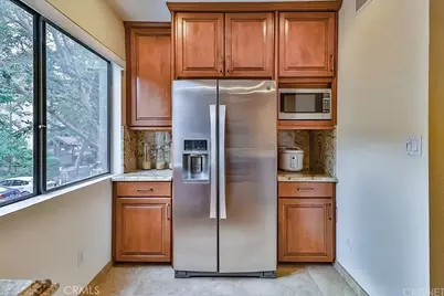 21931 Burbank #23, Woodland Hills, CA 91367 - Photo 8