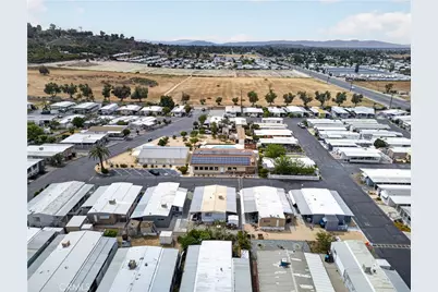 45055 E Florida Ave, Hemet, CA 92544 - Photo 32