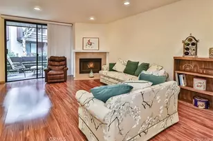 21931 Burbank, Woodland Hills, CA 91367 - Photo 10