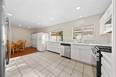 33025 Tulley Ranch, Temecula, CA 92592 - Photo 10