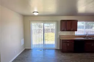 822 Walnut, Gustine, CA 95322 - Photo 6