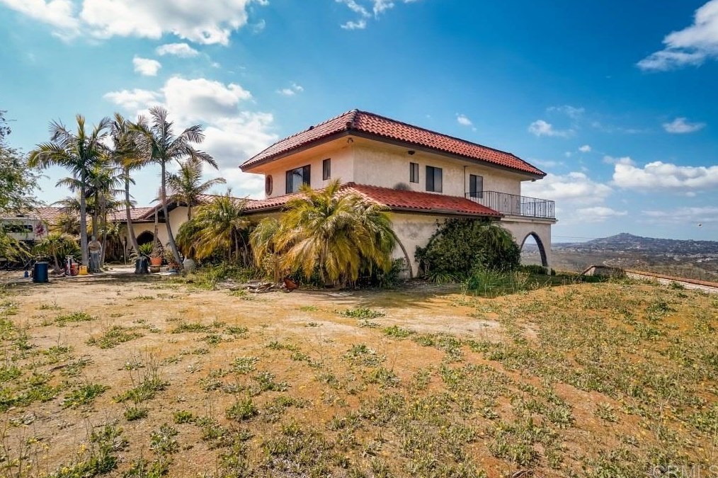 12283 Millar Anita Ln, Spring Valley, CA 91978-2205