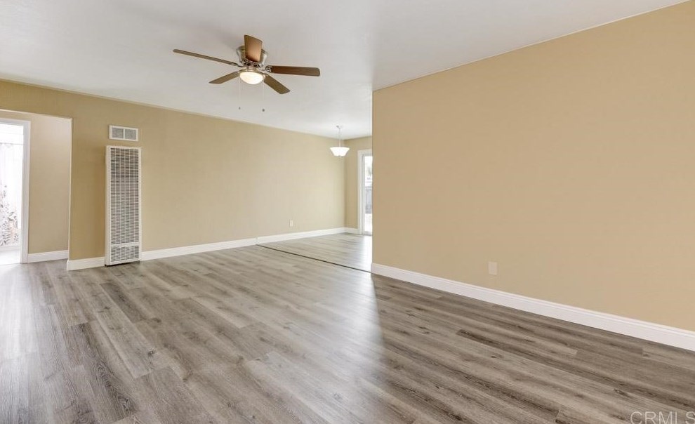 8821 Hillslope Ave, Spring Valley, CA 91977-4748