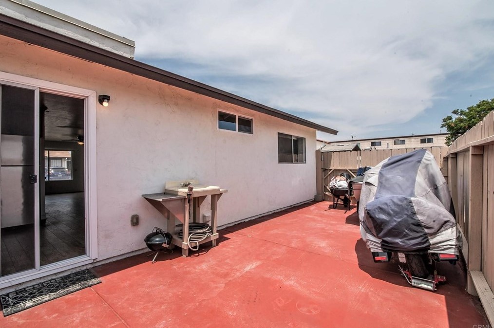 455 Anna Linda Pl, Chula Vista CA  91911-4834 exterior