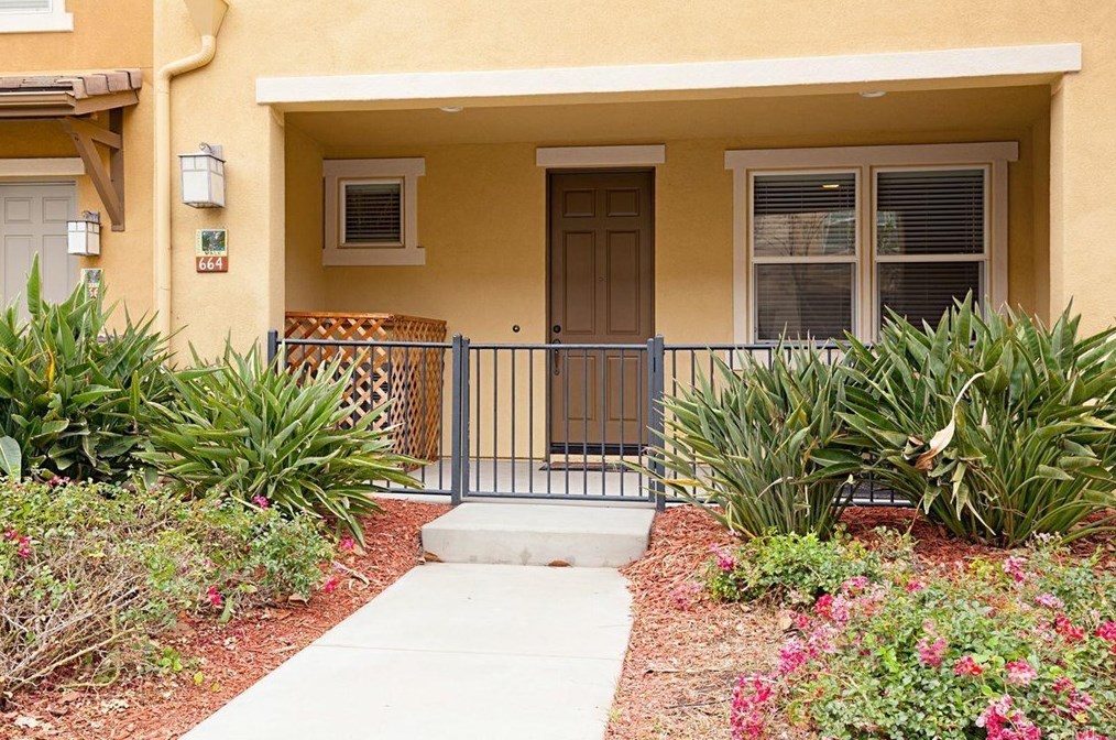 664 Paradise Way, National City, CA 91950