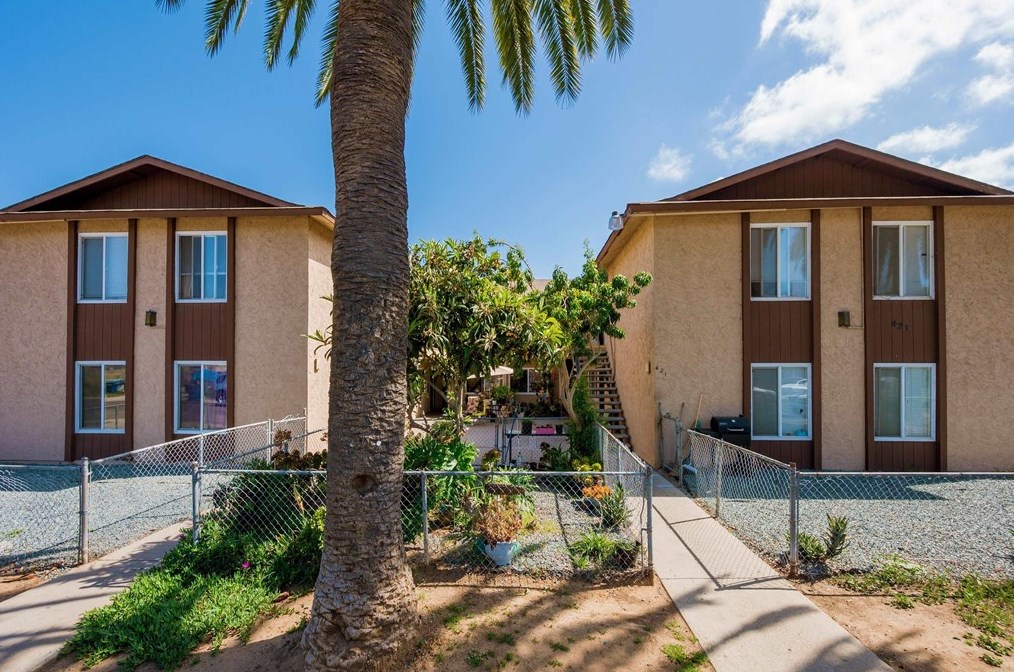 421 Tremont St, Chula Vista, CA 91911-5736