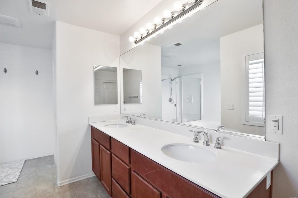 1350 Carpinteria St, Chula Vista CA  91913-2520 exterior