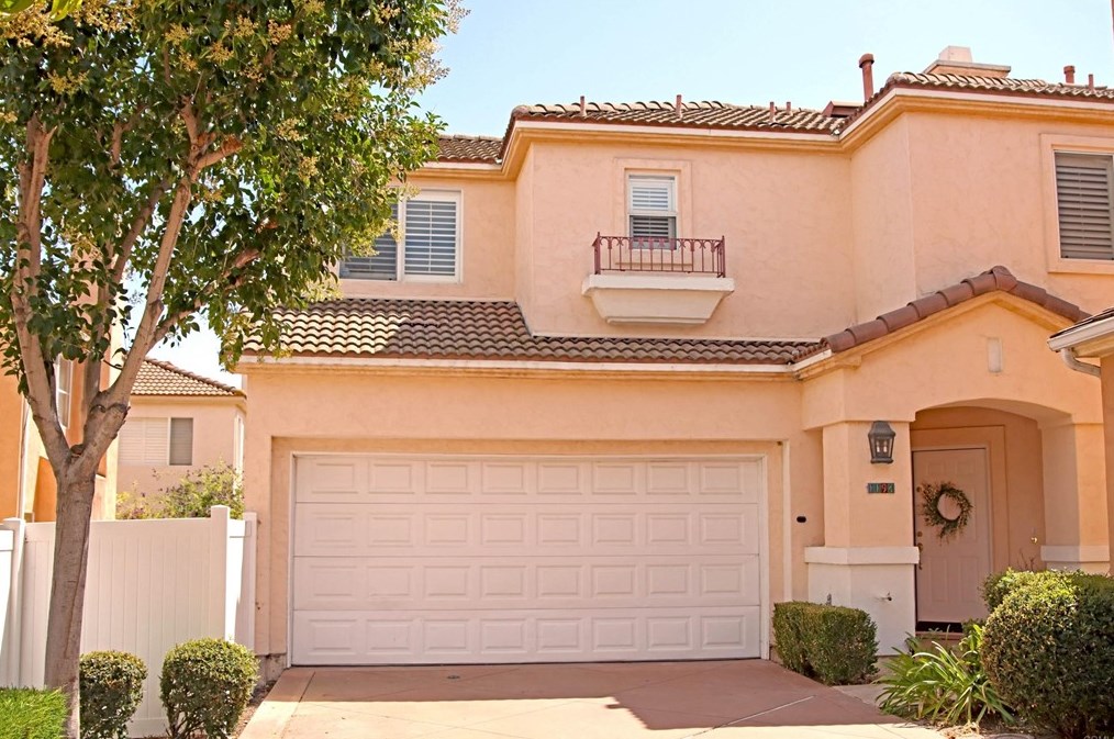 1194 Calle Tesoro, Chula Vista CA  91915-1257 exterior