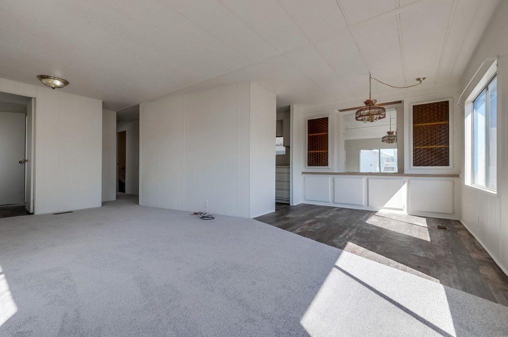 1174 E Main St #111, El Cajon, CA 92021