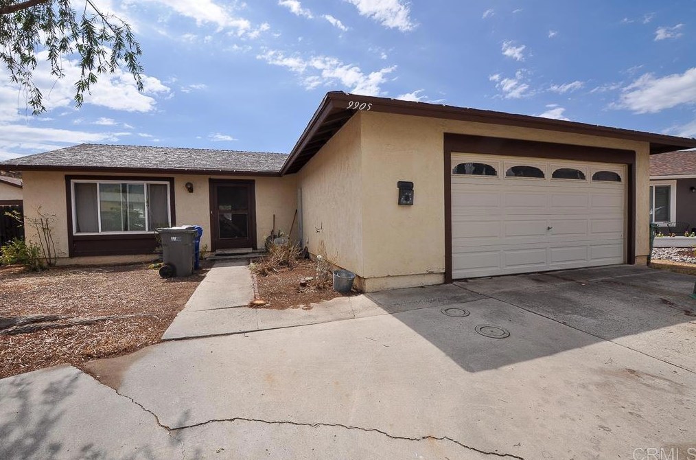 9905 Delphi St, Santee, CA 92071