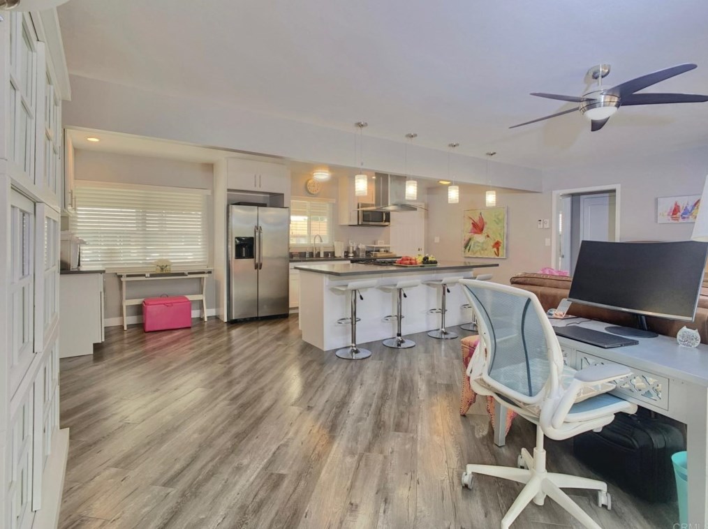 861 Date Ave, Chula Vista CA  91911-1110 exterior