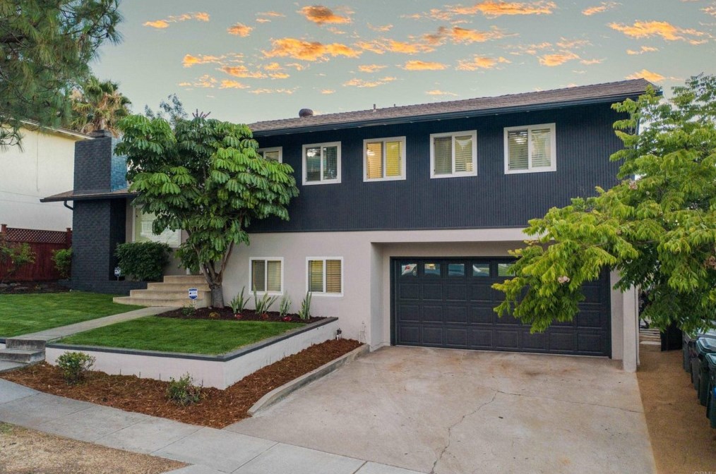 5800 Severin Dr, La Mesa, CA 91942
