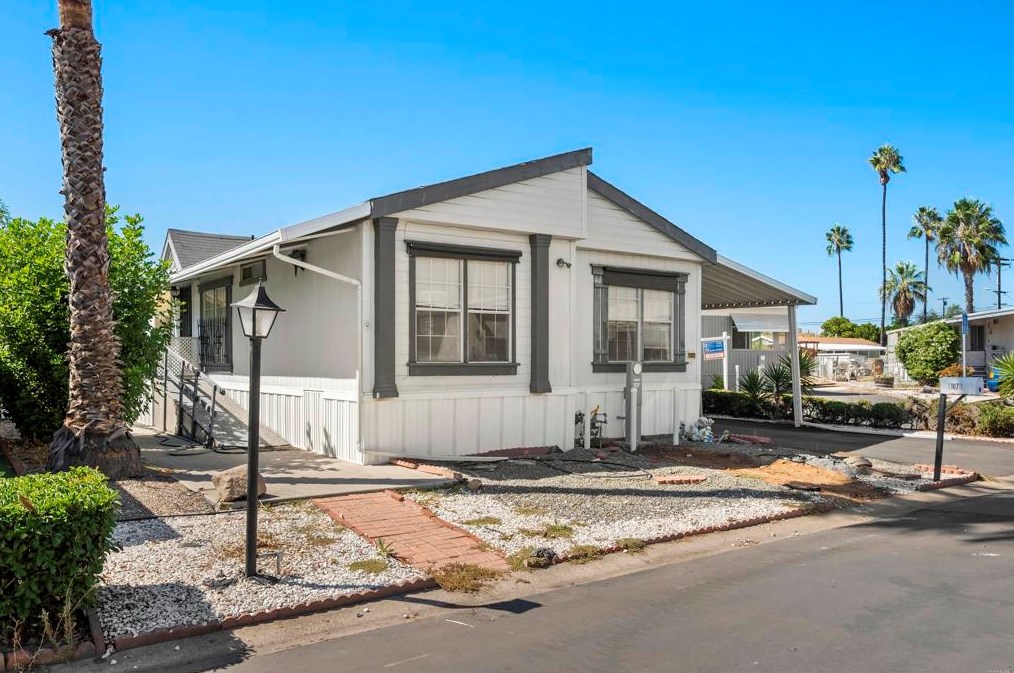 450 E Bradley Ave #107, El Cajon, CA 92021