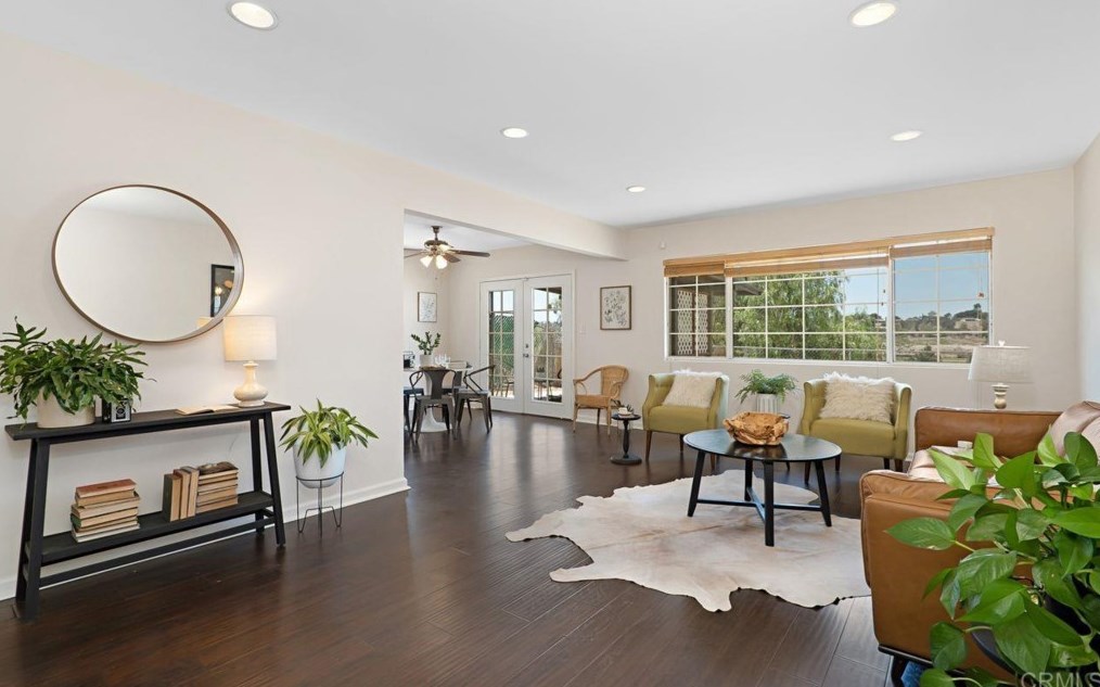 8790 Bigford St, Spring Valley, CA 91977-3815