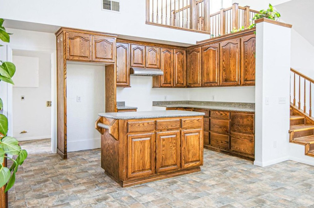 22170 N Burma Rd, Ramona, CA 92065