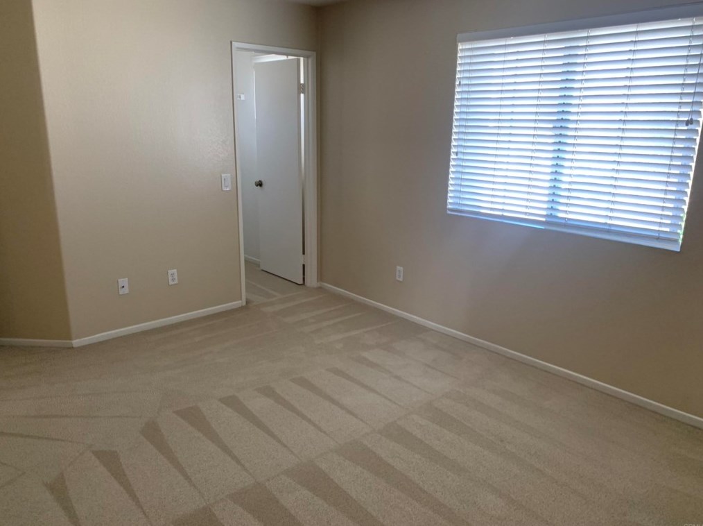 2636 Noble Canyon Rd, Chula Vista CA  91915-2535 exterior