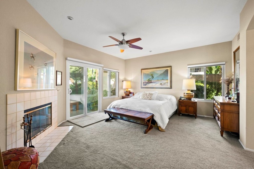 1883 Cabernet Dr, Chula Vista CA 91913-1268 exterior