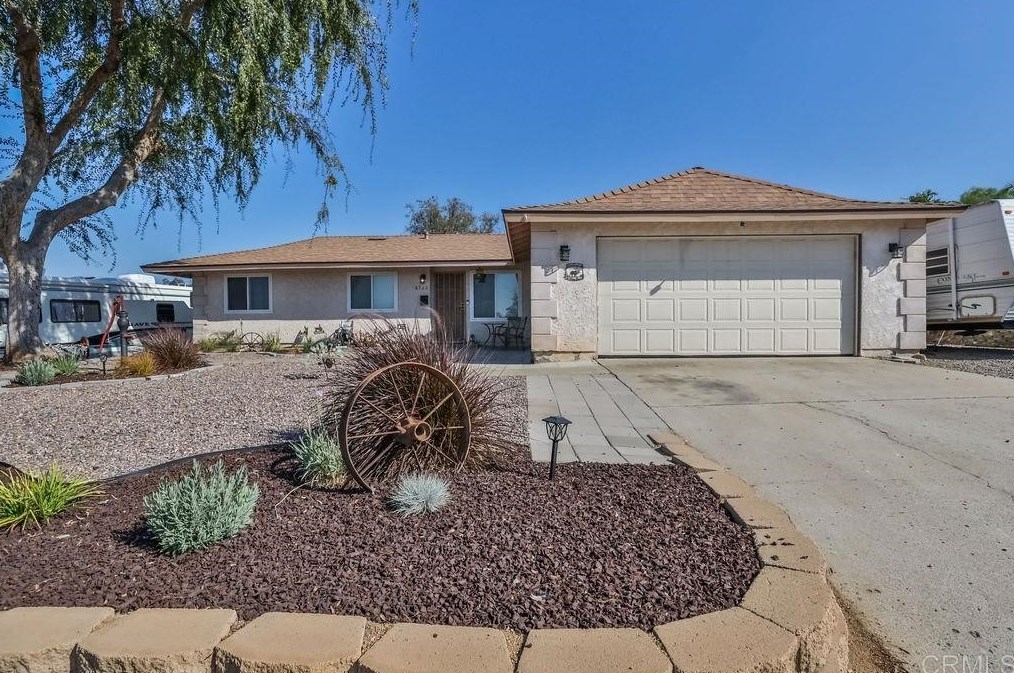 8522 Via Consuelo, El Cajon, CA 92021