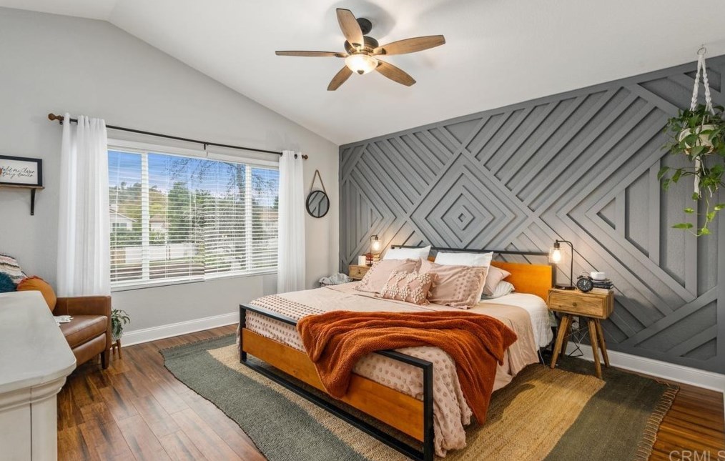 576 Shadywood Dr, Escondido CA  92026-1428 exterior