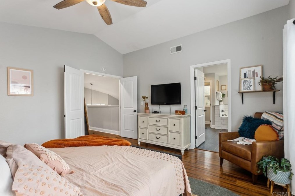 576 Shadywood Dr, Escondido CA  92026-1428 exterior