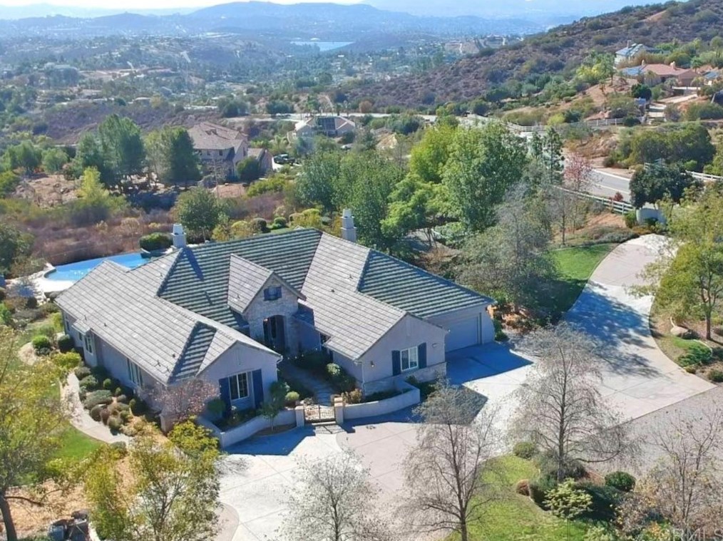 11109 Quail Canyon Rd, El Cajon, CA 92021