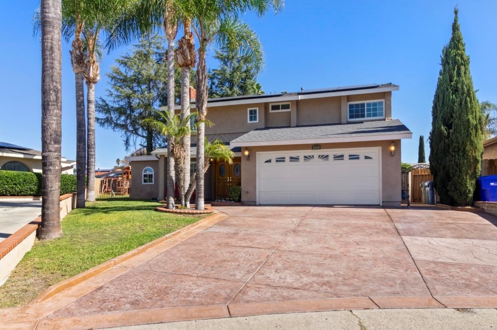 9349 Nalini Ct, Santee, CA 92071-2235