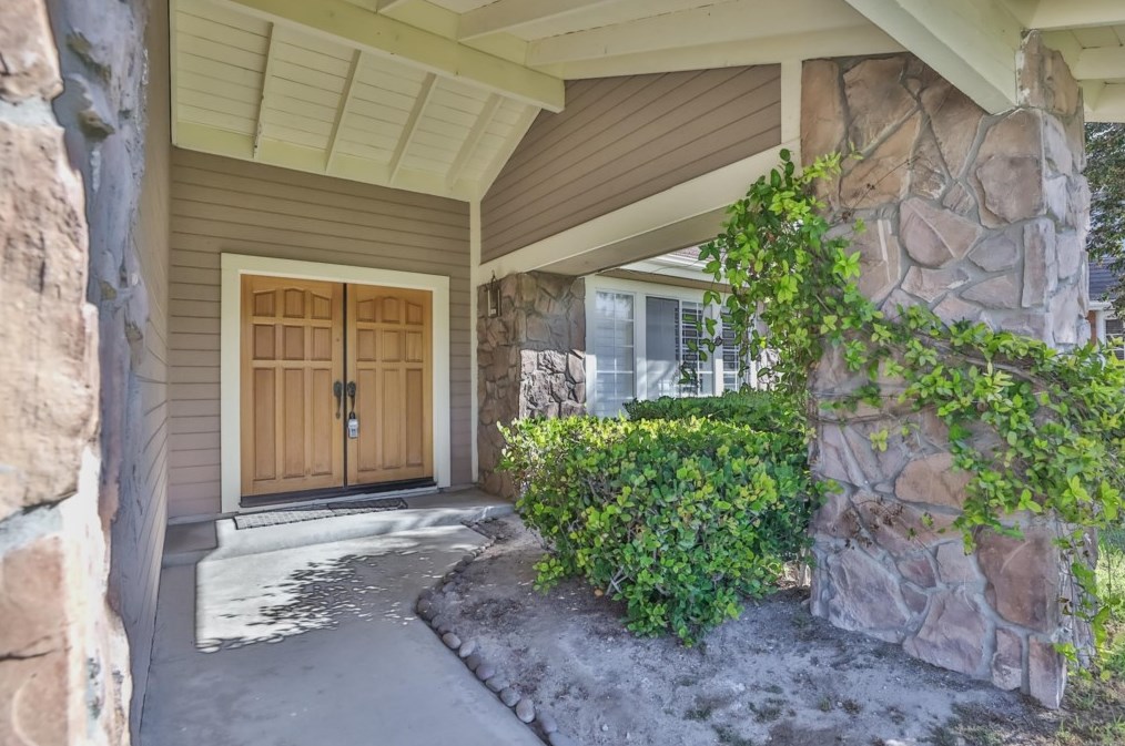 595 Trailridge Dr, Bonita, CA 91902-4070