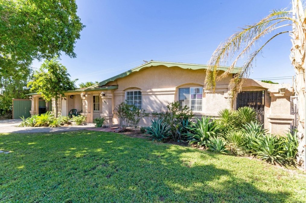 1005 Encinas Ave, Calexico, CA 92231