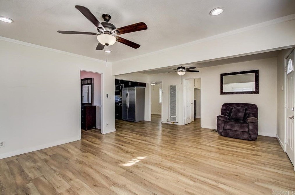8307 Quimby St, Paramount, CA 90723