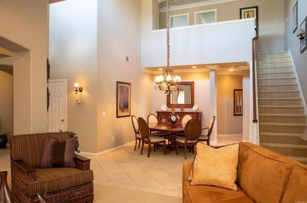 938 Palencia Pl, Chula Vista CA  91910-8064 exterior