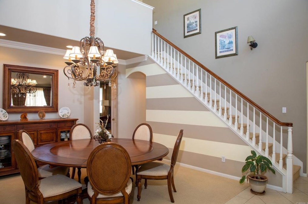938 Palencia Pl, Chula Vista CA  91910-8064 exterior