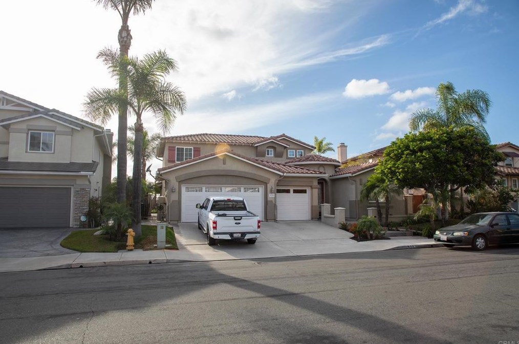938 Palencia Pl, Chula Vista CA  91910-8064 exterior