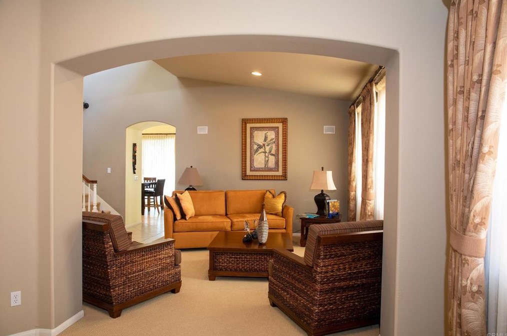 938 Palencia Pl, Chula Vista CA  91910-8064 exterior
