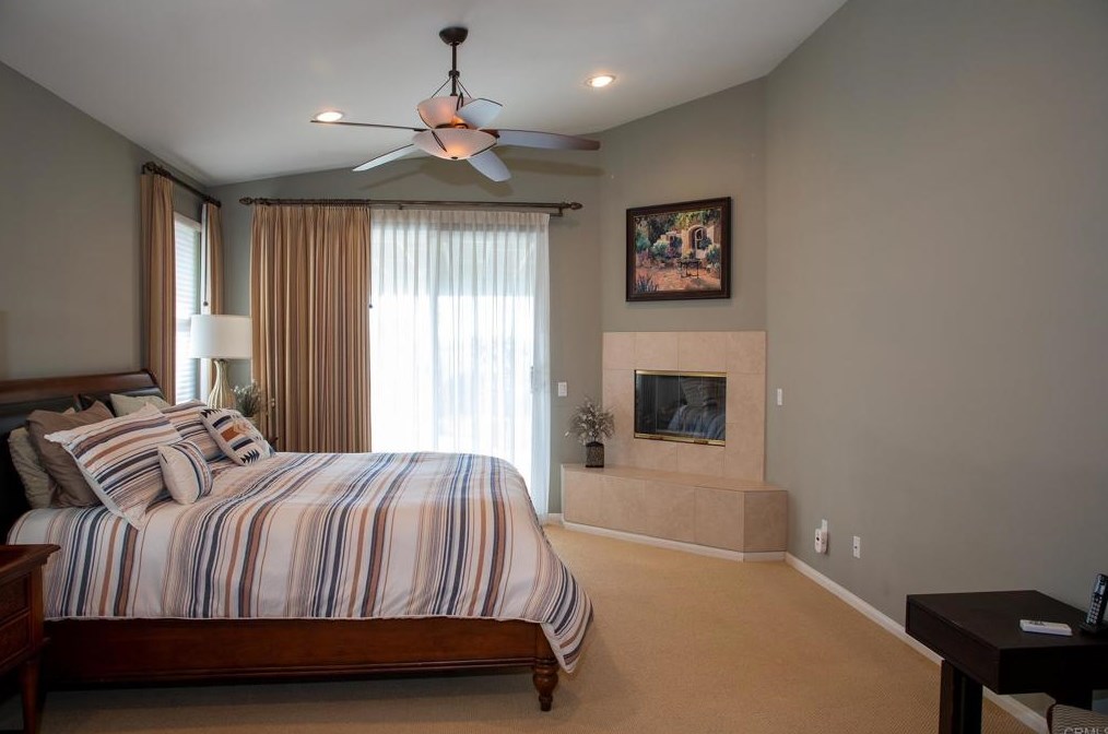938 Palencia Pl, Chula Vista CA  91910-8064 exterior