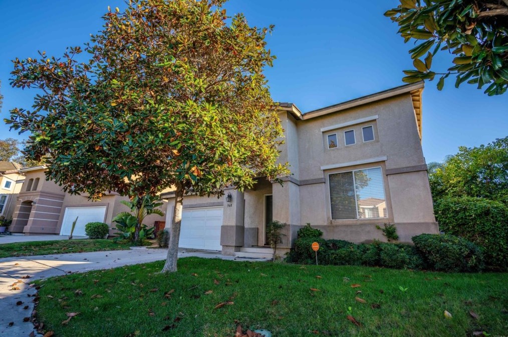 968 Camino La Paz, Chula Vista, CA 91910-6794