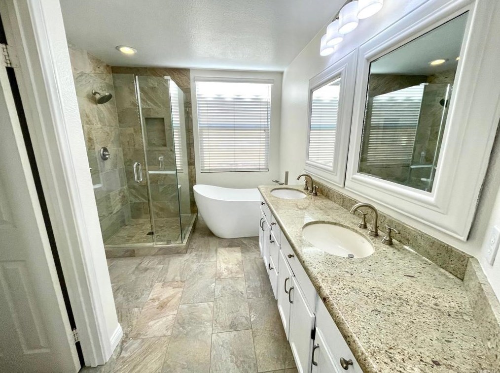 1470 Caminito Sardinia, Chula Vista CA  91915-3106 exterior