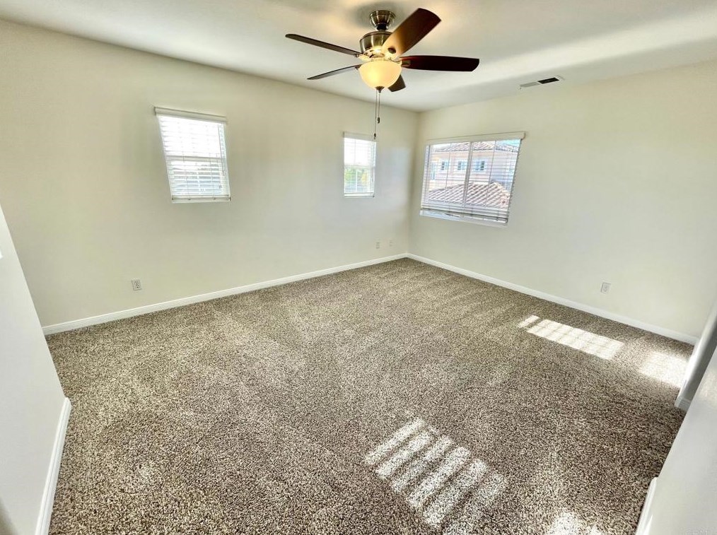 1470 Caminito Sardinia, Chula Vista CA  91915-3106 exterior
