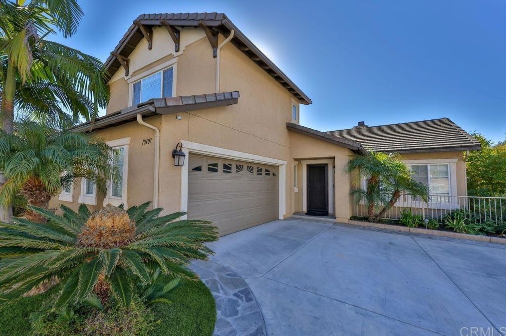 10407 Celestial Waters Dr, Spring Valley, CA 91977-3475