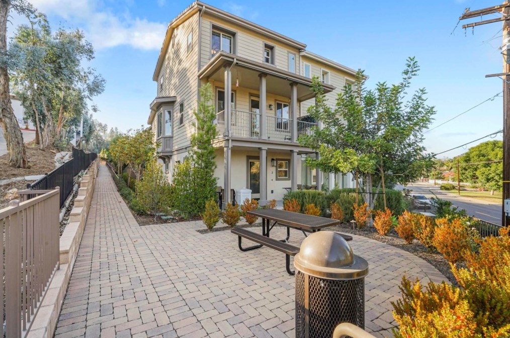 4412 Palm Ave #2, La Mesa, CA 91941