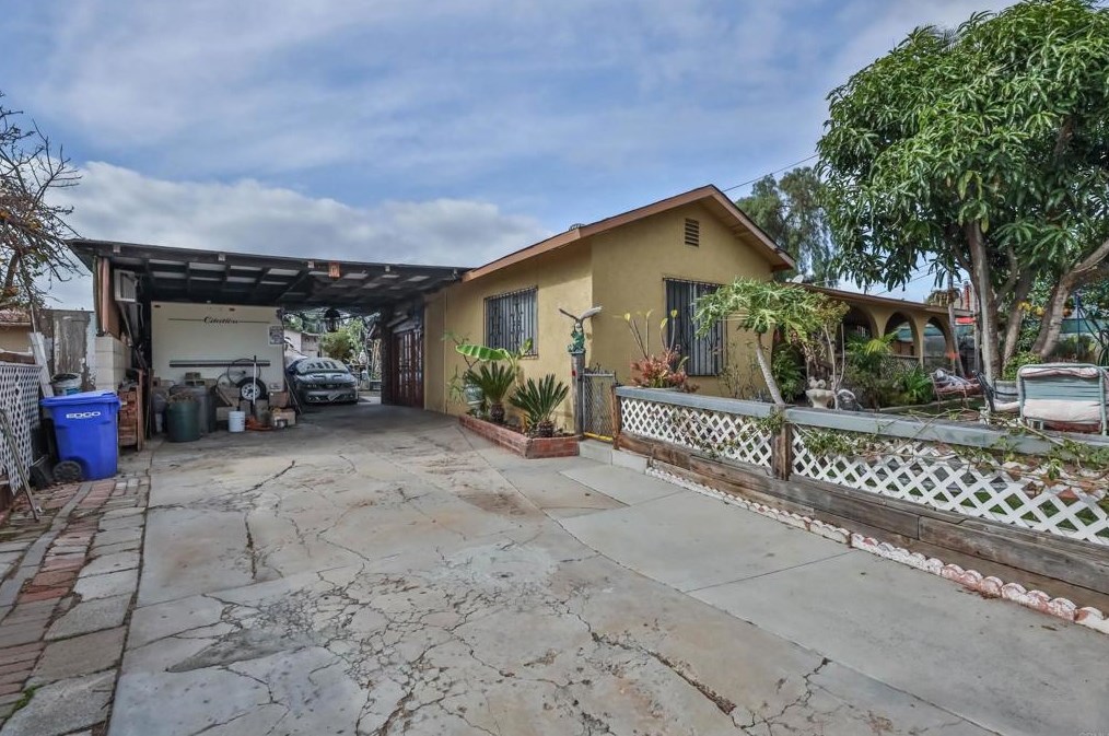 3004 Alta Dr, National City, CA 91950