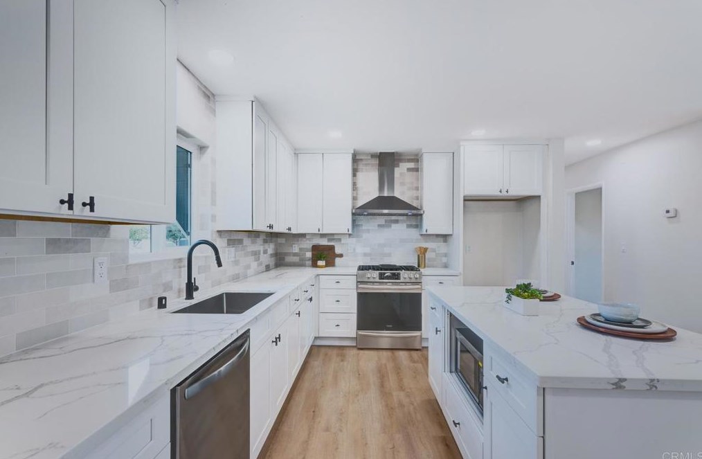 739 Camellia St, Escondido, CA 92027-2028