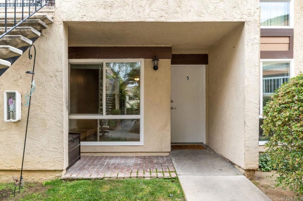 745 E Bradley Ave #5, El Cajon, CA 92021