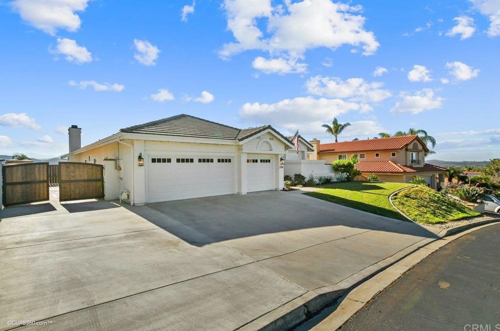 2398 Indigo Dr, El Cajon, CA 92019
