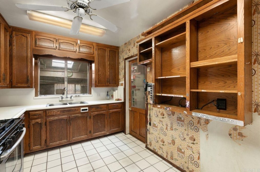 507 Jefferson Ave, Chula Vista CA  91910-5103 exterior