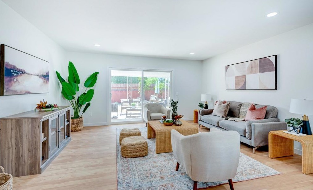 13421 Orange Blossom Ln, Poway CA  92064-2949 exterior
