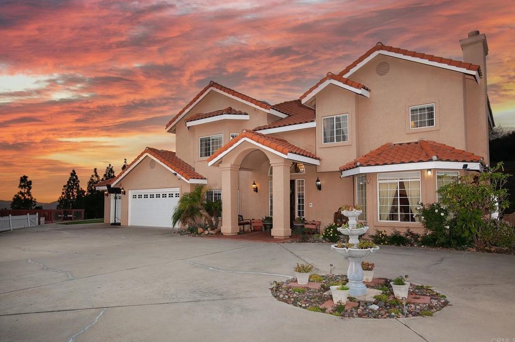 2852 Conestoga Ct, Alpine, CA 91901