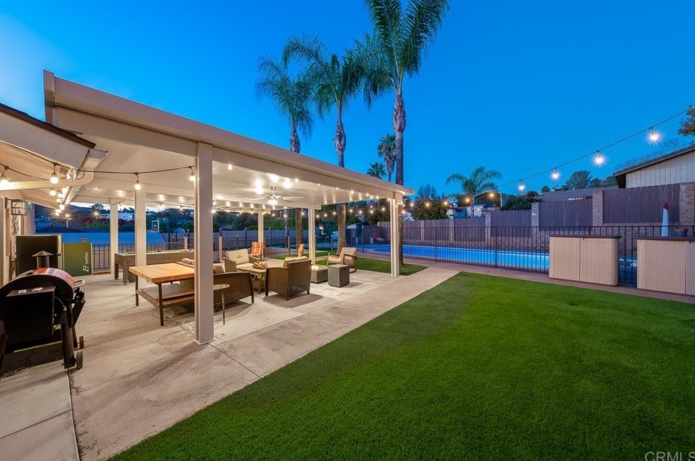 12138 Merrill Pl, Lakeside, CA 92040